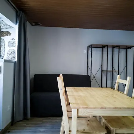 Casa Dos Trenós Sabugueiro (Guarda)