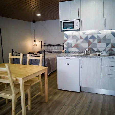 Nyaraló Casa Dos Trenos Sabugueiro