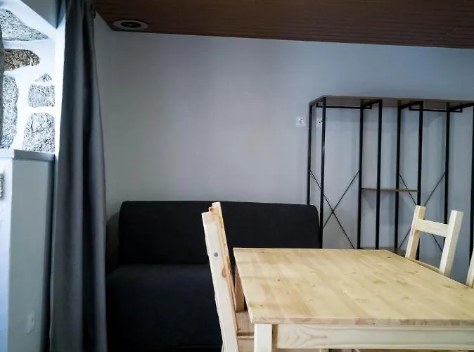 Casa Dos Trenós Sabugueiro (Guarda)