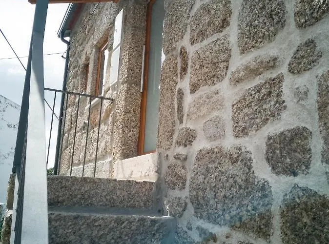 Casa Dos Trenós Casa de Férias Sabugueiro (Guarda)